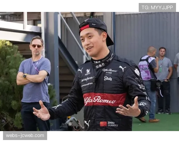 澳大利亚站FP1：拉塞尔做出最快单圈，周冠宇赛车遭遇电子故障